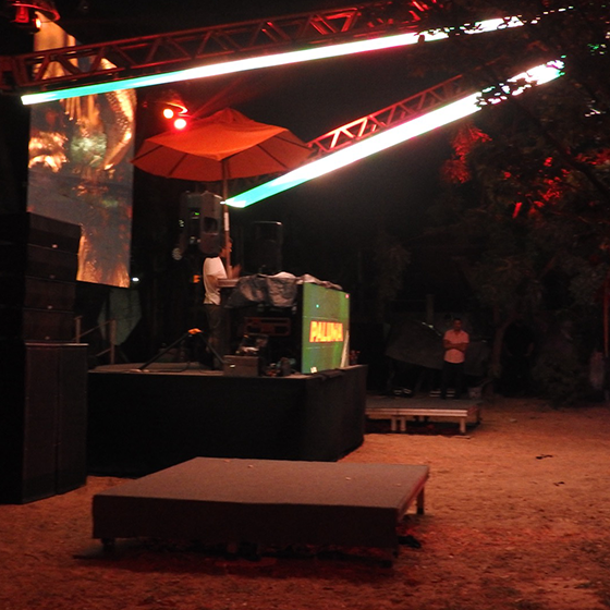 [background image] image of studio interior (for a music studio)